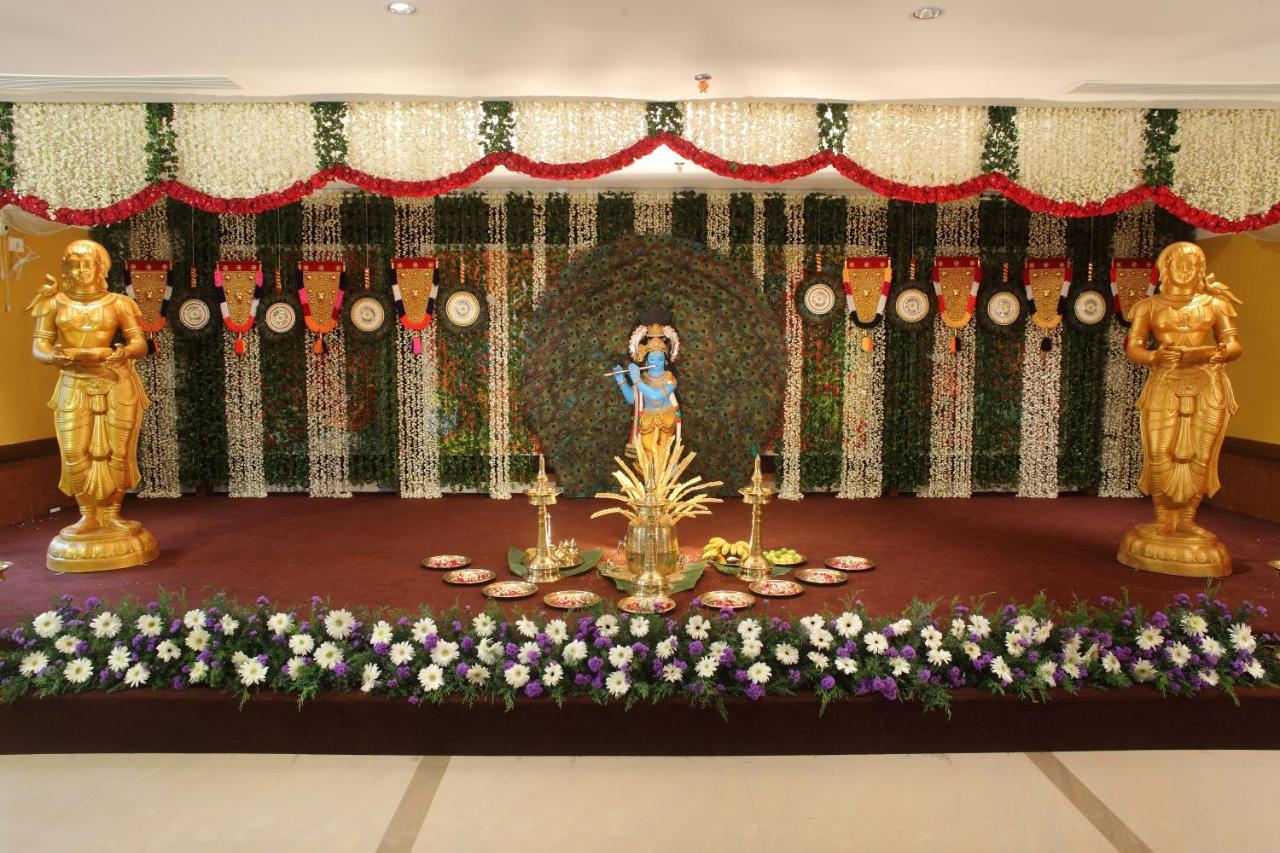 Guruvāyūr Vishnu Inn מראה חיצוני תמונה