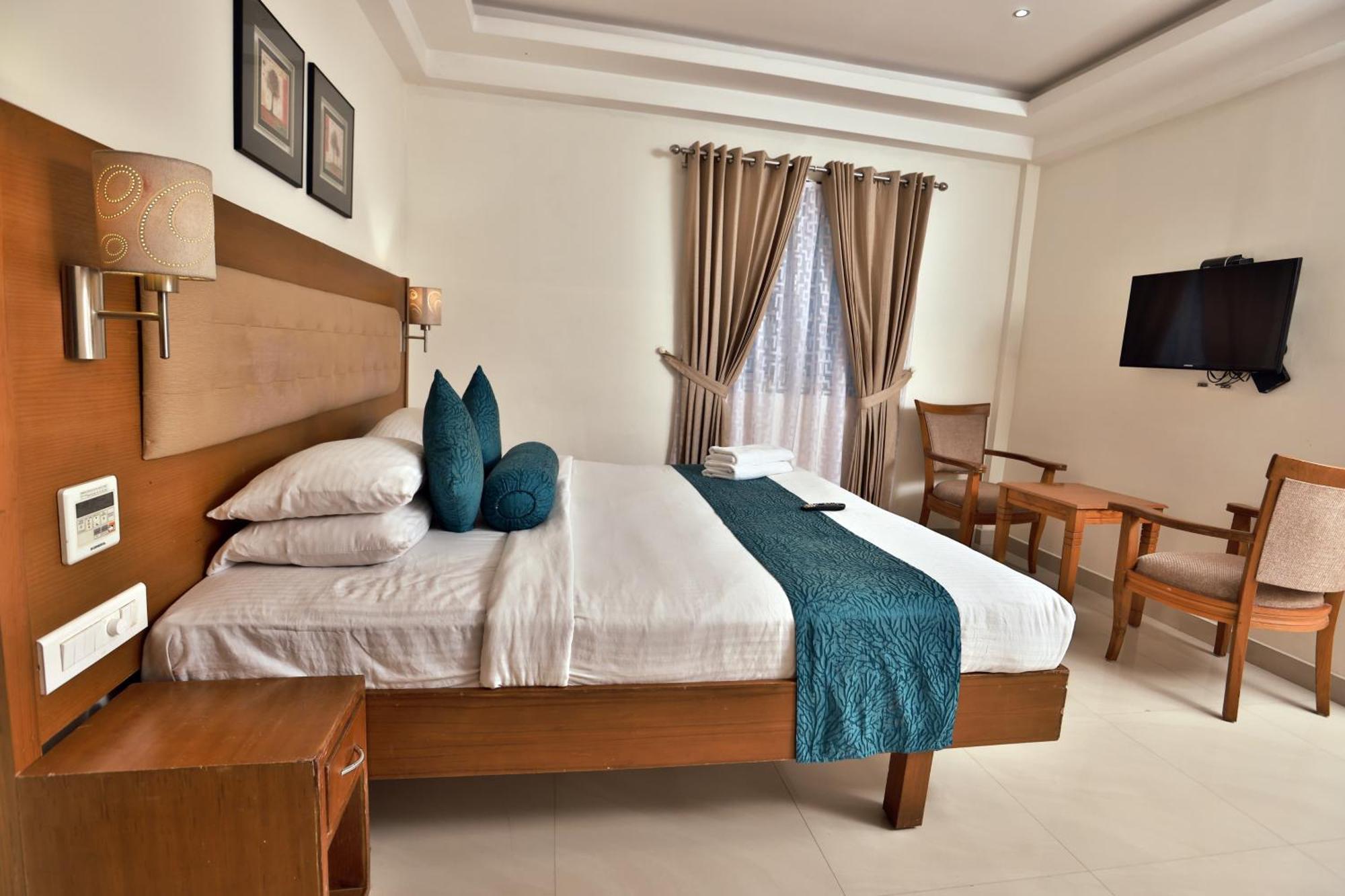 Guruvāyūr Vishnu Inn מראה חיצוני תמונה
